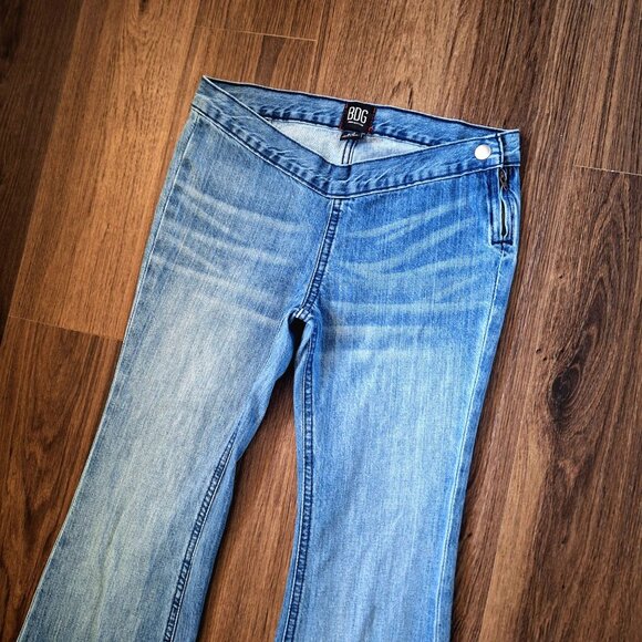 💙 BDG Flare Low Rise Denim Jeans Size 28 Y2K 2000s Western Coastal Cowgirl - Picture 5 of 7